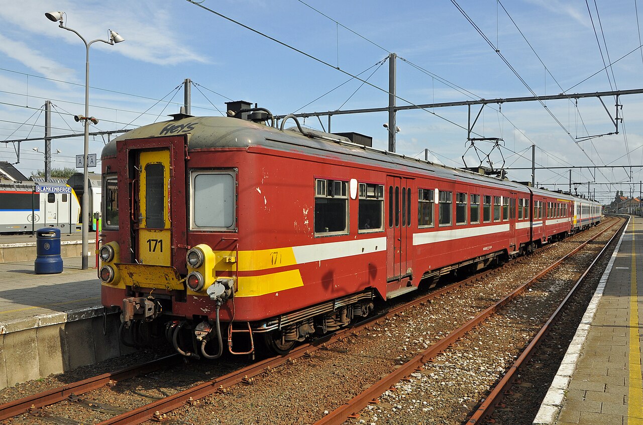 Rame SNCB à quai en Belgique